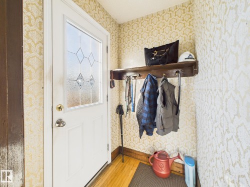 9917 159 Street, Edmonton, AB - Indoor Photo Showing Other Room