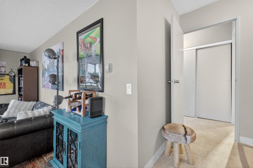 216 10160 114 Street, Edmonton, AB - Indoor Photo Showing Other Room