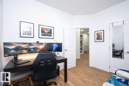 2126 209A Street, Edmonton, AB - Indoor Photo Showing Office