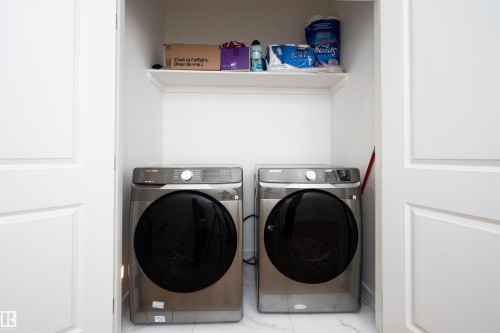 2126 209A Street, Edmonton, AB - Indoor Photo Showing Laundry Room