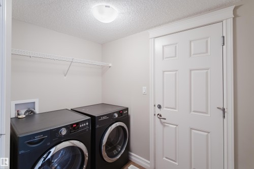 16730 122A Street, Edmonton, AB - Indoor Photo Showing Laundry Room