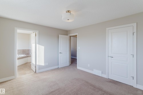 16730 122A Street, Edmonton, AB - Indoor