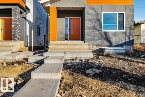 9907 68 Street, Edmonton, AB - Outdoor
