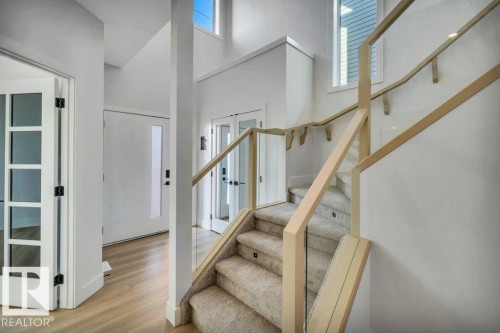 9907 68 Street, Edmonton, AB - Indoor Photo Showing Other Room