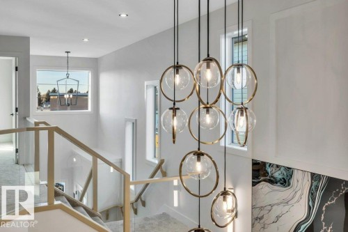 9907 68 Street, Edmonton, AB - Indoor Photo Showing Other Room