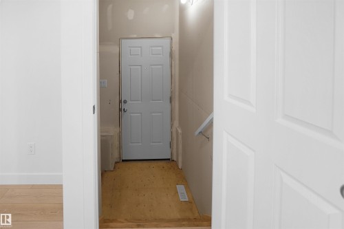 17333 6A Street, Edmonton, AB - Indoor Photo Showing Other Room