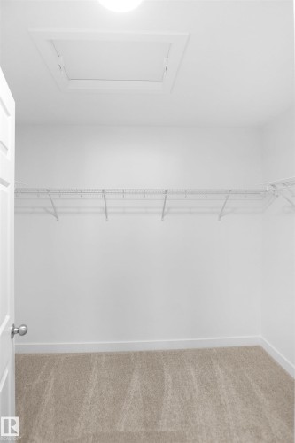17333 6A Street, Edmonton, AB - Indoor With Storage