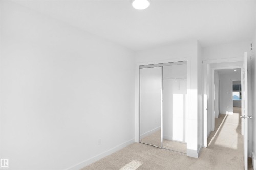 17333 6A Street, Edmonton, AB - Indoor Photo Showing Other Room