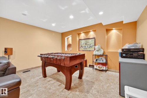 171 Brander Drive, Edmonton, AB - Indoor Photo Showing Other Room