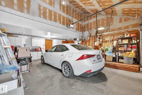 171 Brander Drive, Edmonton, AB - Indoor Photo Showing Garage