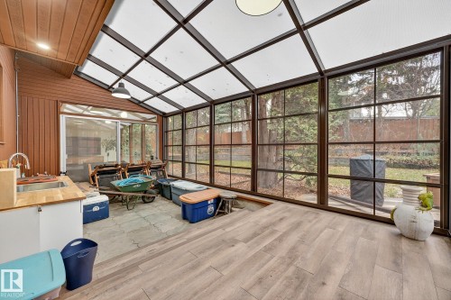 171 Brander Drive, Edmonton, AB - Indoor Photo Showing Other Room