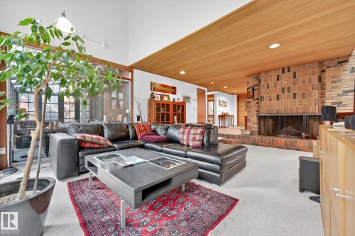 171 Brander Drive, Edmonton, AB - Indoor Photo Showing Living Room With Fireplace