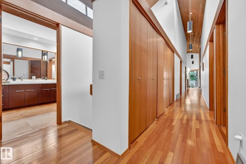 171 Brander Drive, Edmonton, AB - Indoor Photo Showing Other Room