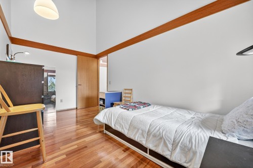 171 Brander Drive, Edmonton, AB - Indoor Photo Showing Bedroom