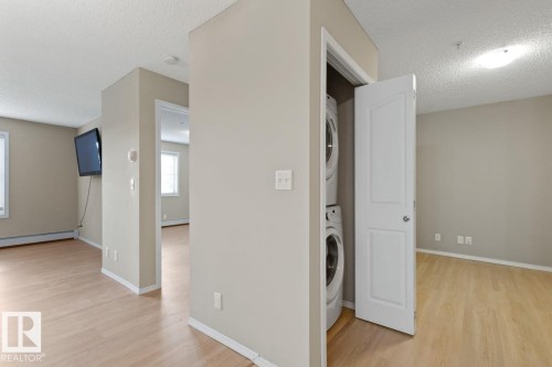 110 12035 22 Avenue Sw, Edmonton, AB - Indoor