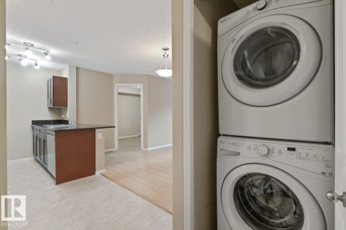 110 12035 22 Avenue Sw, Edmonton, AB - Indoor Photo Showing Laundry Room