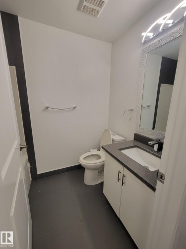 234 16221 95 Street, Edmonton, AB - Indoor Photo Showing Bathroom