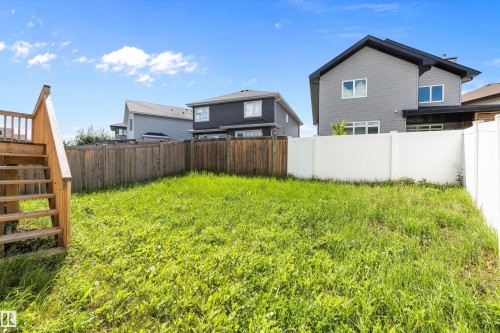 550 Albany Way, Edmonton, AB - Outdoor