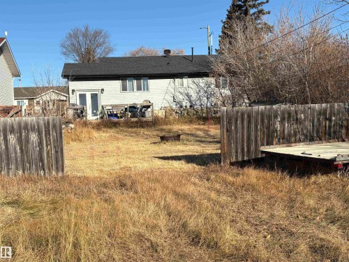 4813 52 Avenue, Elk Point, AB - Outdoor