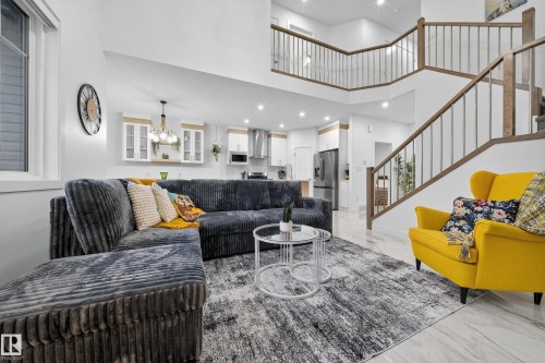 3605 41 Ave, Beaumont, AB - Indoor Photo Showing Living Room