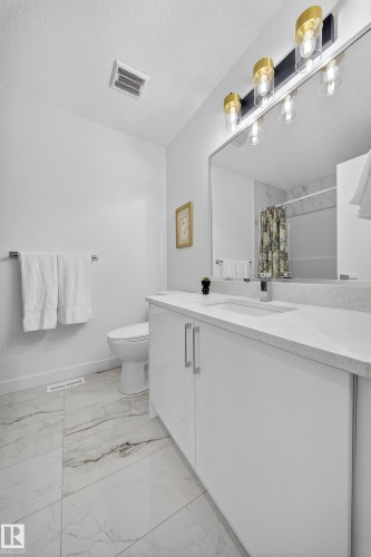 3605 41 Ave, Beaumont, AB - Indoor Photo Showing Bathroom