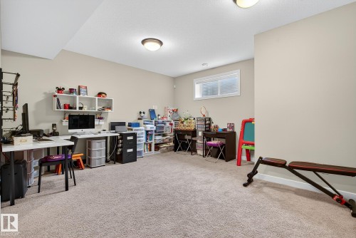 6121 175A Avenue, Edmonton, AB - Indoor