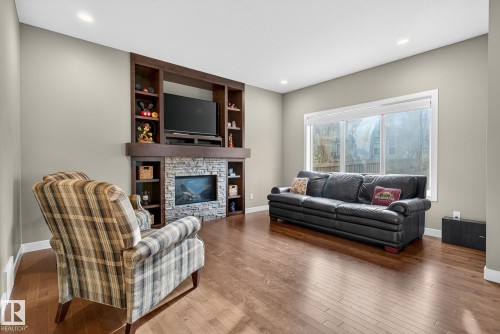 6121 175A Avenue, Edmonton, AB - Indoor Photo Showing Living Room With Fireplace
