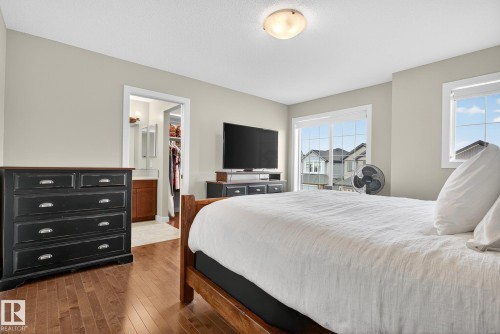 6121 175A Avenue, Edmonton, AB - Indoor Photo Showing Bedroom