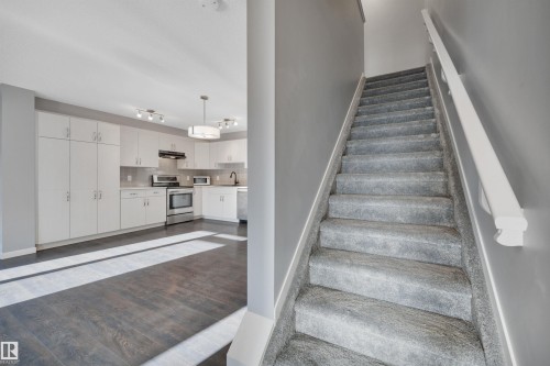 17236 9A Avenue, Edmonton, AB - Indoor Photo Showing Other Room