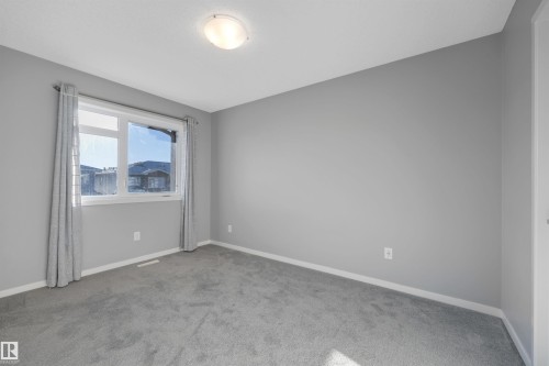 17236 9A Avenue, Edmonton, AB - Indoor Photo Showing Other Room