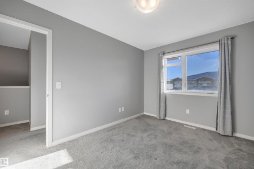 17236 9A Avenue, Edmonton, AB - Indoor Photo Showing Other Room