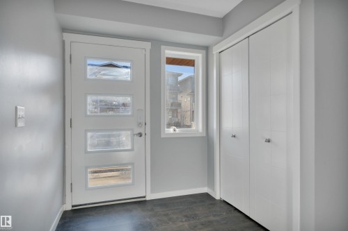 17236 9A Avenue, Edmonton, AB - Indoor Photo Showing Other Room