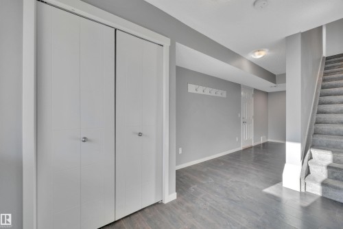 17236 9A Avenue, Edmonton, AB - Indoor Photo Showing Other Room