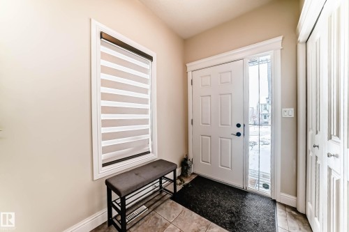 6159 12 Avenue Sw, Edmonton, AB - Indoor Photo Showing Other Room