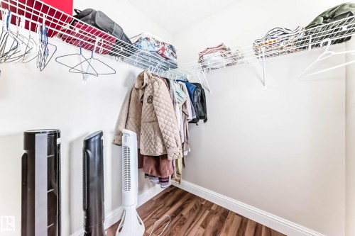 6159 12 Avenue Sw, Edmonton, AB - Indoor With Storage