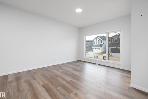 9107 Elves Loop, Edmonton, AB - Indoor Photo Showing Other Room