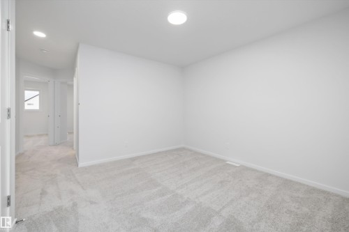 9107 Elves Loop, Edmonton, AB - Indoor Photo Showing Other Room