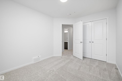 9107 Elves Loop, Edmonton, AB - Indoor Photo Showing Other Room