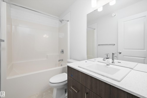 9107 Elves Loop, Edmonton, AB - Indoor Photo Showing Bathroom