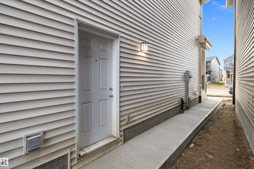 9107 Elves Loop, Edmonton, AB - Outdoor With Exterior