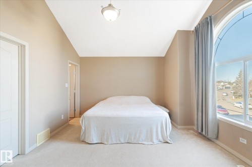 1969 Garnett Way, Edmonton, AB - Indoor Photo Showing Bedroom