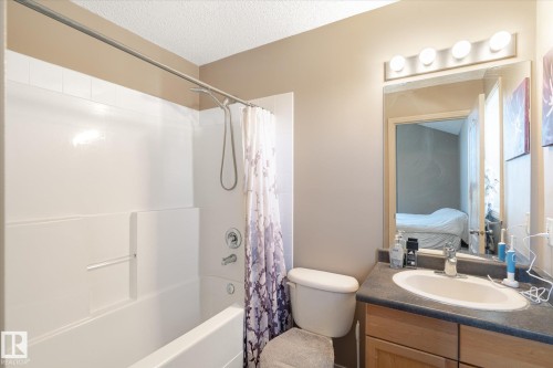 1969 Garnett Way, Edmonton, AB - Indoor Photo Showing Bathroom