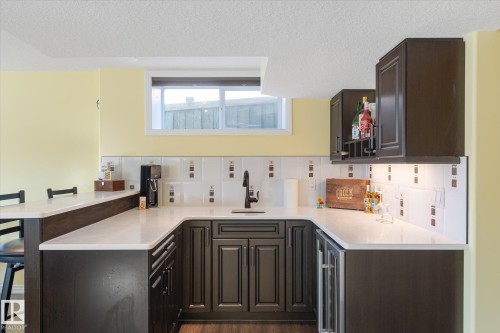 1969 Garnett Way, Edmonton, AB - Indoor Photo Showing Kitchen