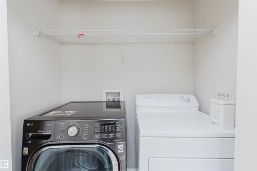 1124 37A Avenue, Edmonton, AB - Indoor Photo Showing Laundry Room
