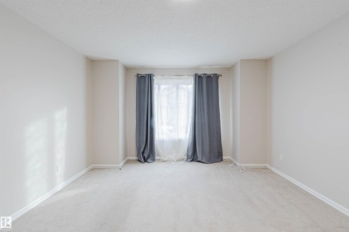 1124 37A Avenue, Edmonton, AB - Indoor