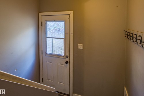 157 Brookwood Drive, Spruce Grove, AB - Indoor Photo Showing Other Room