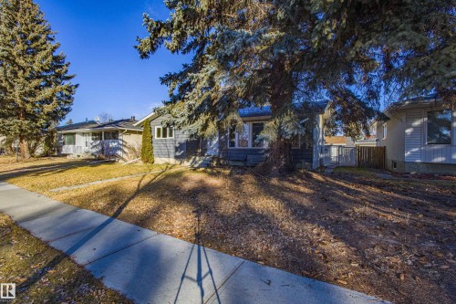 157 Brookwood Drive, Spruce Grove, AB - Outdoor