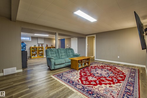 157 Brookwood Drive, Spruce Grove, AB - Indoor