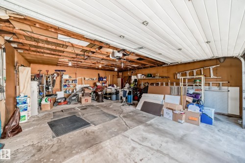 17719 84 Avenue, Edmonton, AB - Indoor Photo Showing Garage