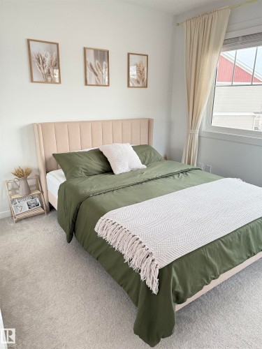 64 17832 78 Street, Edmonton, AB - Indoor Photo Showing Bedroom